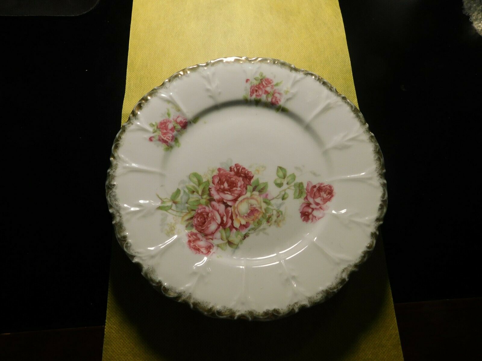 MADE IN GERMANY FLORAL PLATE!   a763DXX