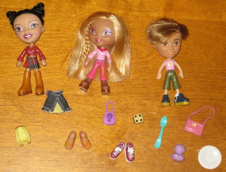 Hasbro Secret Central High School Lot Of 3 Dolls & Shoes Accessories Boy Girls